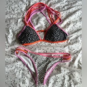 Victoria’s Secret bikini